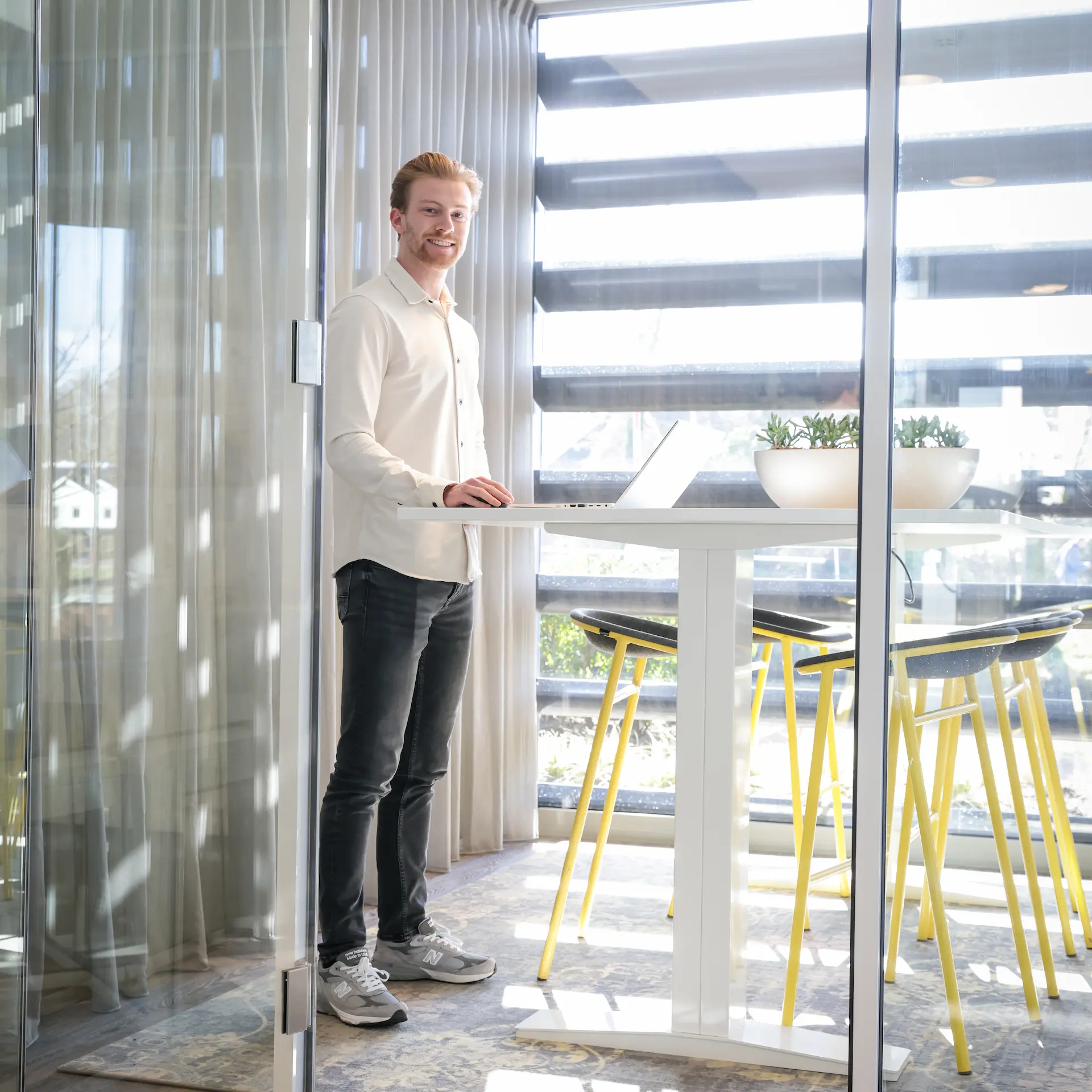 Kwakkenbos_Fotografie Deurhanger ontwerp voor de branding van Leasetoppers